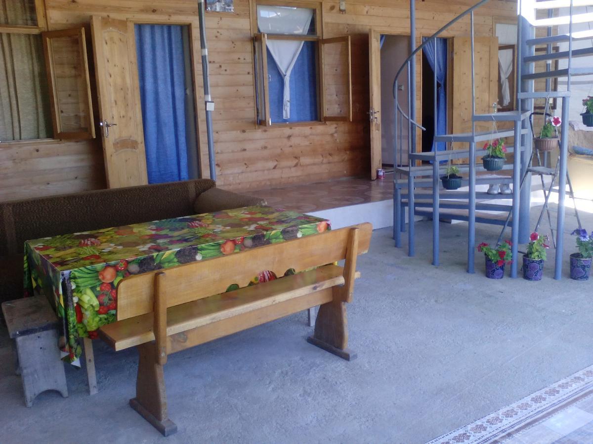 Guesthouse U Moti New Athos Exterior photo