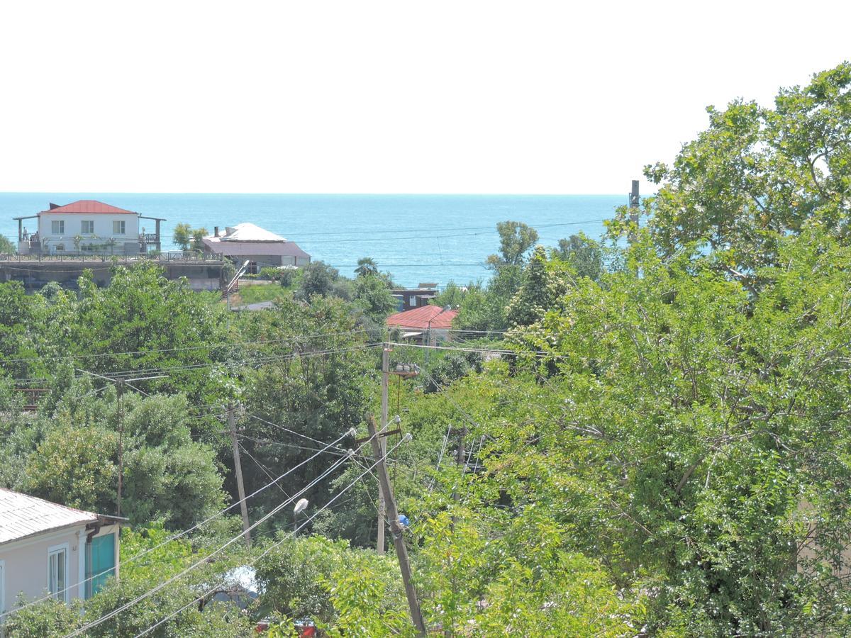Guesthouse U Moti New Athos Exterior photo